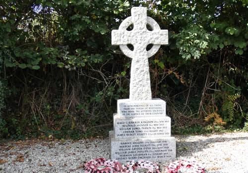 Photo Gallery Image - The War Memorial, Whitstone